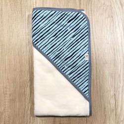 Capa de baño líneas azules